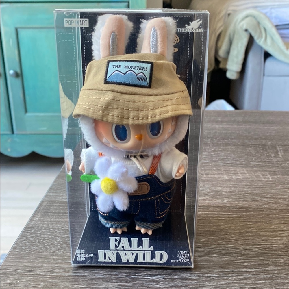 Fall in Wild Collectible Labubu with Tan Hat (Never Used)